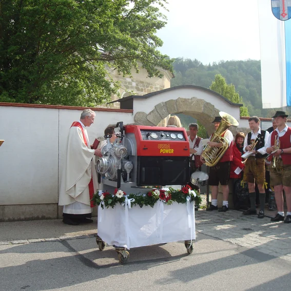 Spritzenweihe_01.JPG